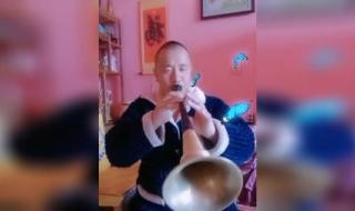 想你的时候问月亮原唱 想你的时候问月亮